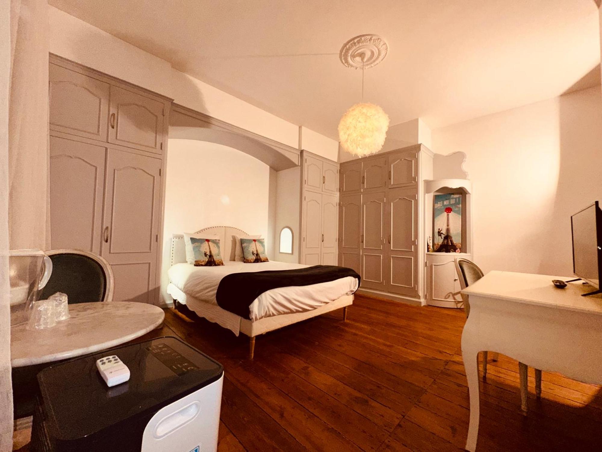 La Maison Blanche Blaye Exteriér fotografie